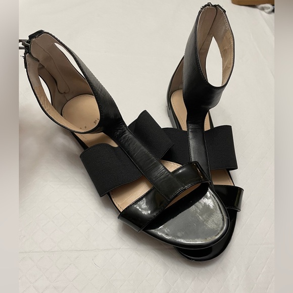 Calvin Klein Size 7-1/2 Black leather Gladiator sandals. Rear zipper Entry. - Picture 2 of 12